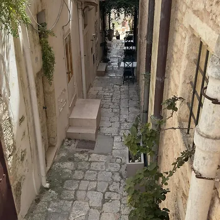 Dimora Monacelle بيت للعطل
